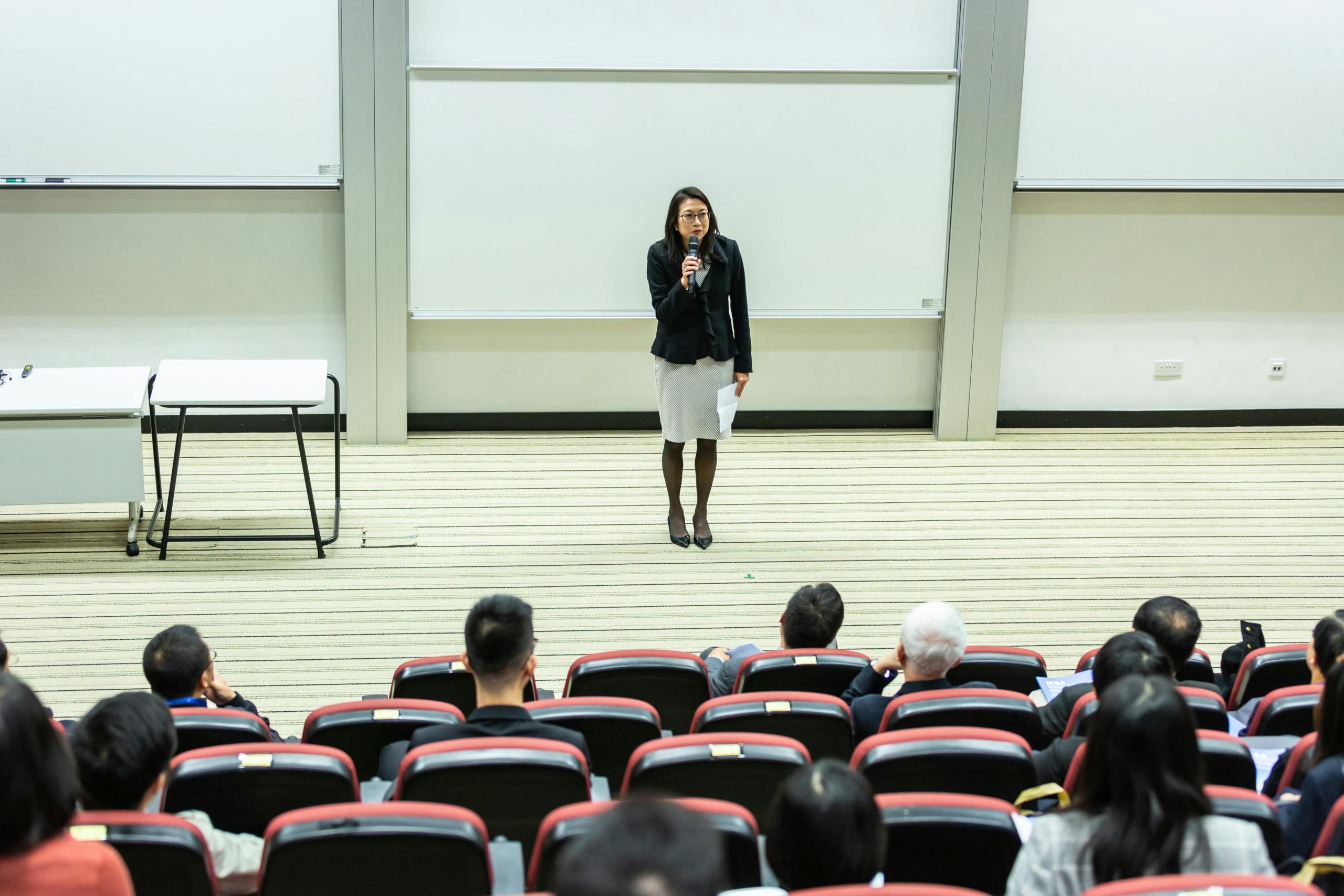 how to improve public speaking
